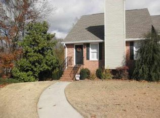 129 Mill Stream Ct, Carrollton, GA 30117