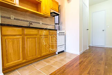 Rented by Nolita Group