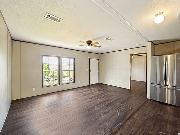 5th image of 324 29th St E