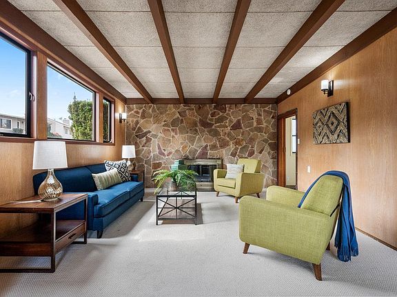 2nd image of 308 Granada Dr