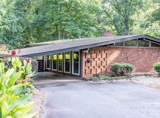 2216 Shadyview Dr, Charlotte, NC 28210