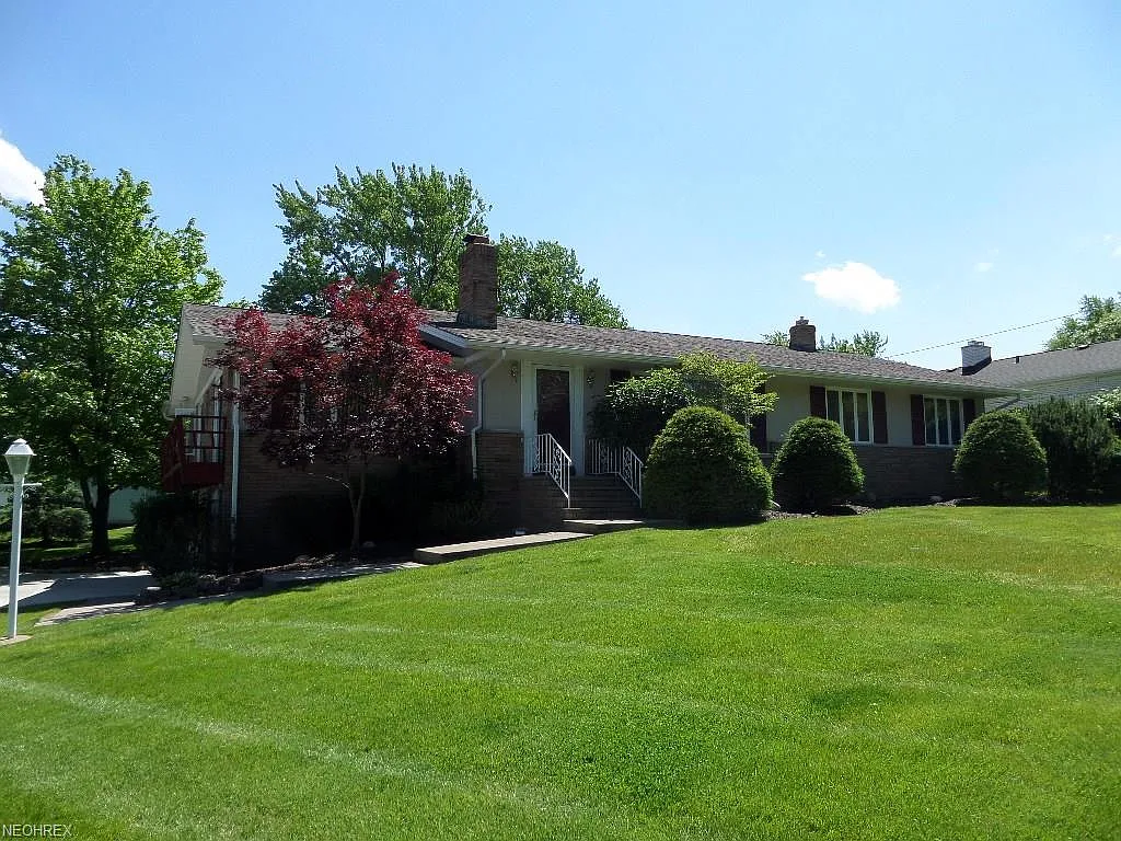 632 Simich Dr photo 1