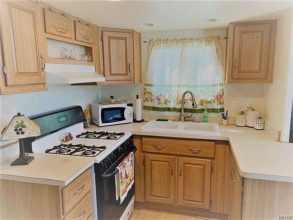 5th image of 475 Thrush Dr #42