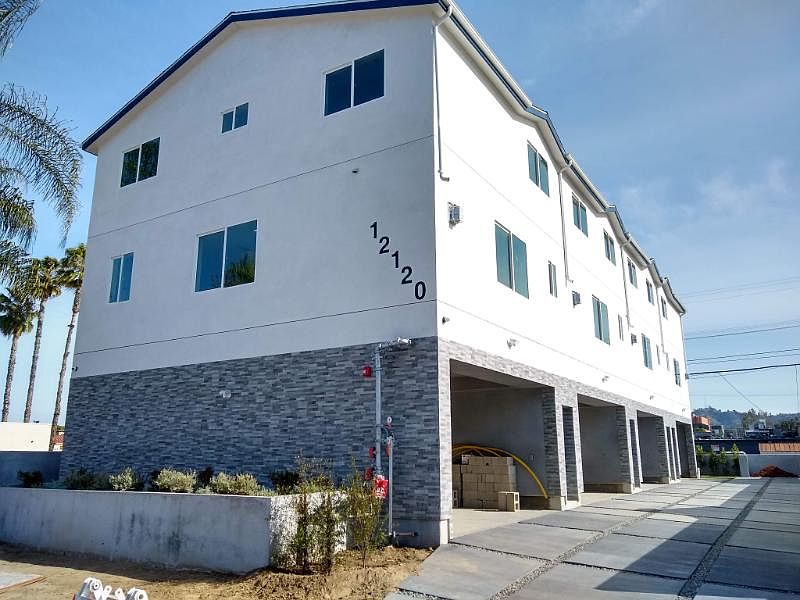 1st image of 12120 La Maida St
