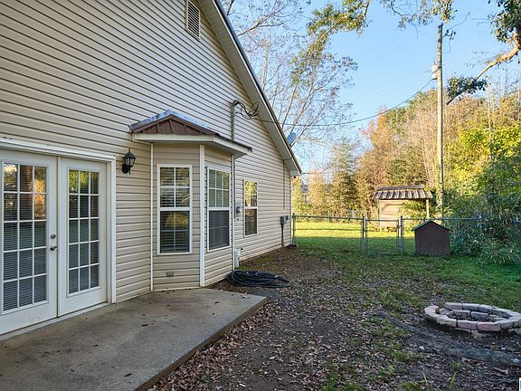 4th image of 1311 Circle Dr