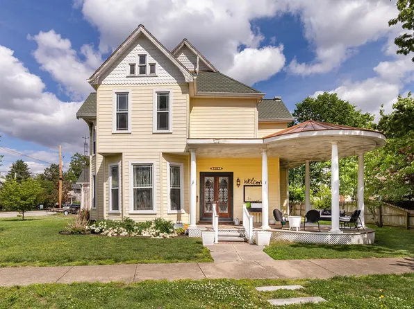 1302 SE 1st St, Evansville, IN 47713