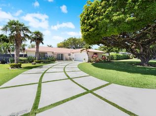 8822 SW 161st St, Palmetto Bay, FL 33157