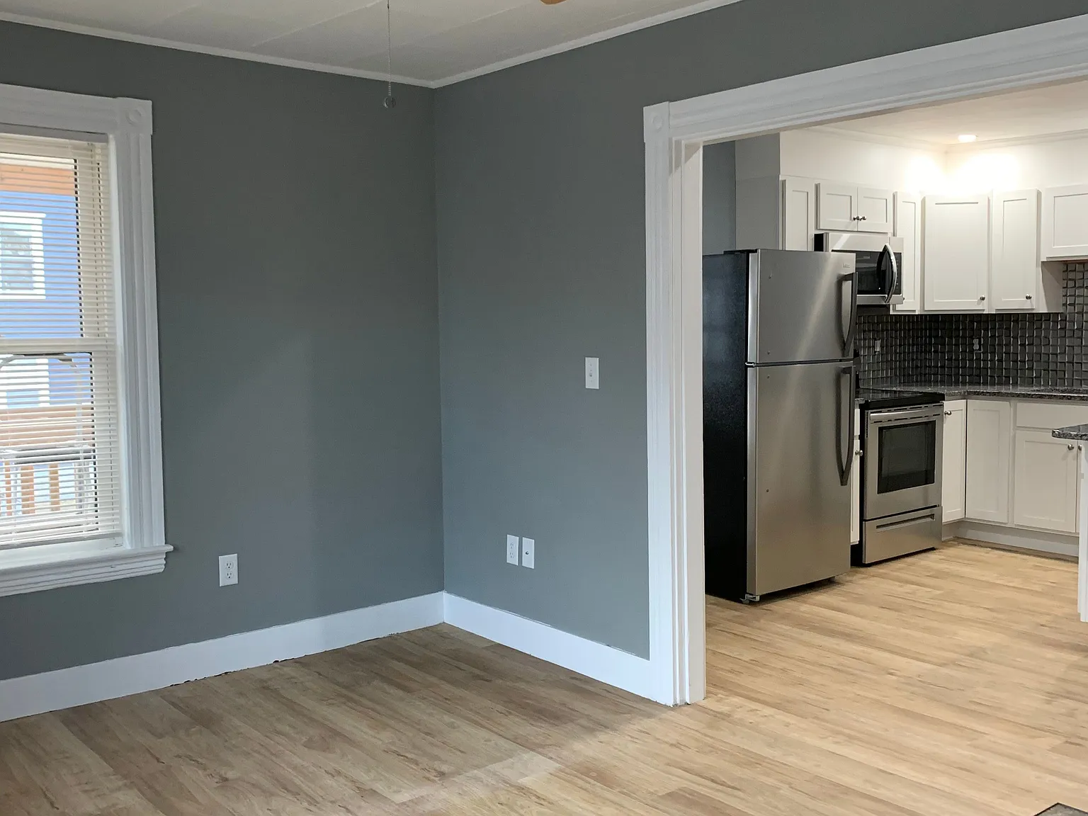 2 bed, 1.0 bath, 750 sqft, $1,600 — Photo 4