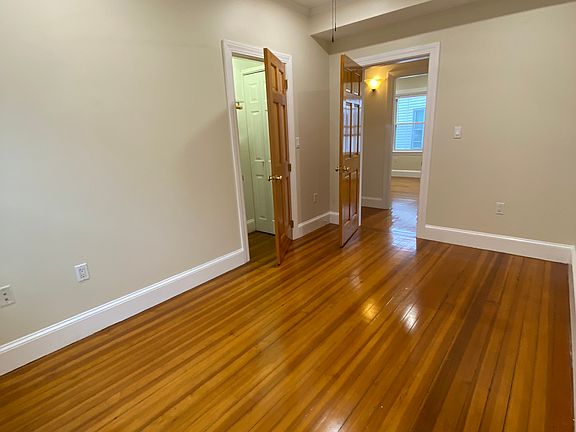 5th image of 200 Hyde Park Ave #5