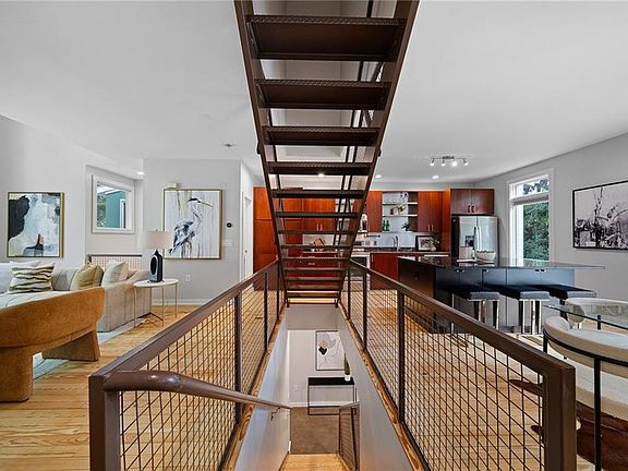 4th image of 1271 Eames Grn NW