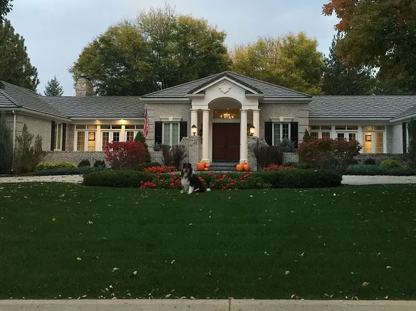 4682 S Elizabeth Ct, Cherry Hills Village, CO 80113