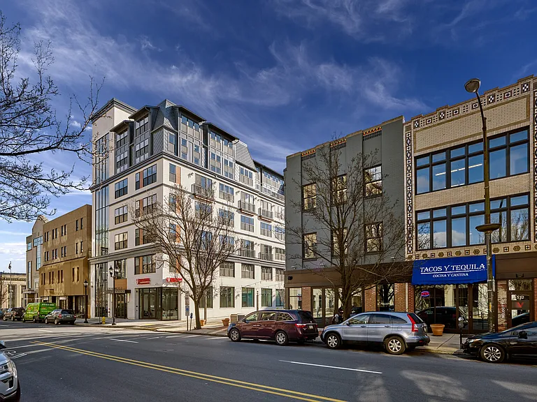 520 Lofts — Photo 15