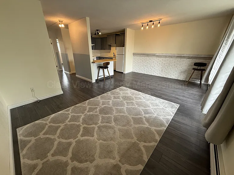 220 Mayor Magrath Dr N #5 — Photo 6