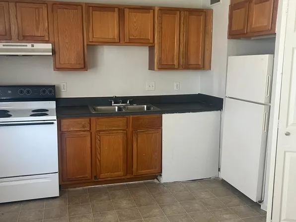 Pavilion Place Apartments