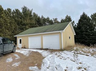 2395 Stroud Rd, Wrenshall, MN 55797