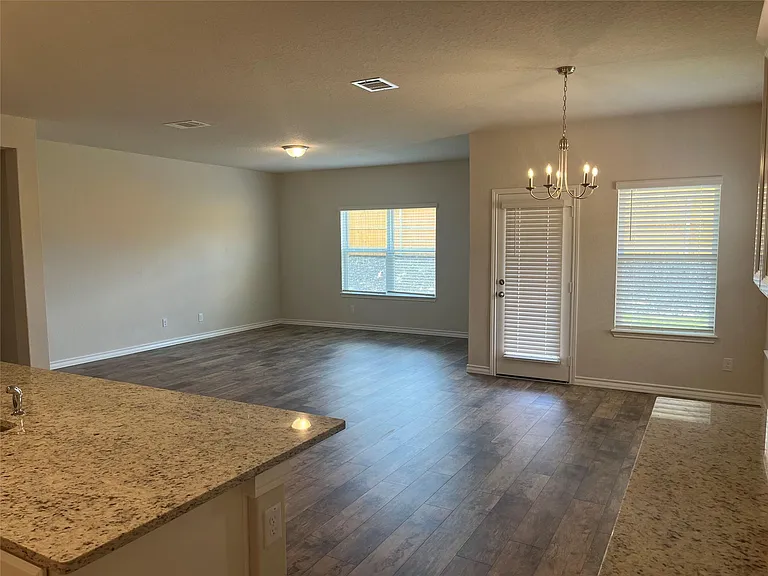 445 Blue Stem Rd — Photo 10