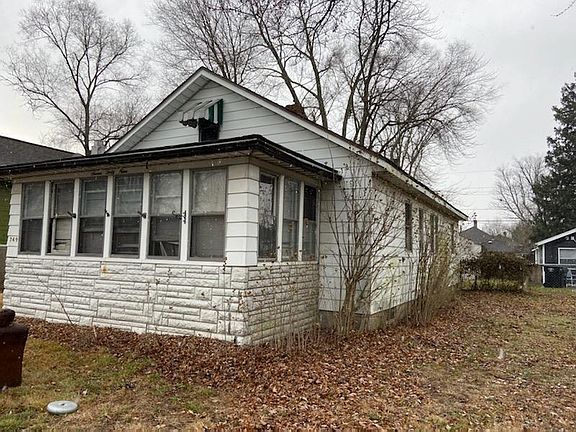 2nd image of 749 S 26th St
