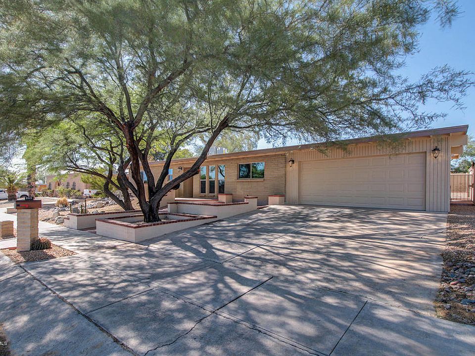 1st image of 9825 E Celeste Dr