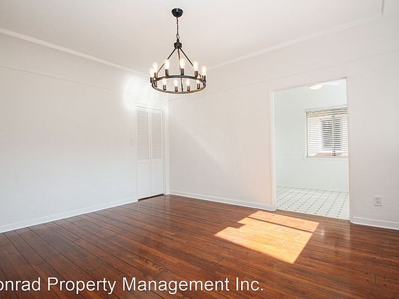 3rd image of 8149 Blackburn Ave