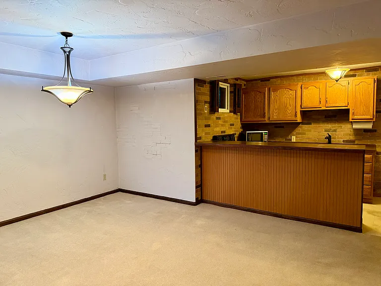 1291 N Revere Rd — Photo 21