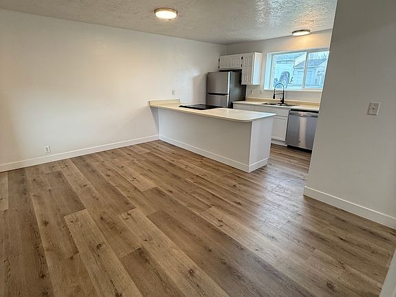 Great room showing kitchen