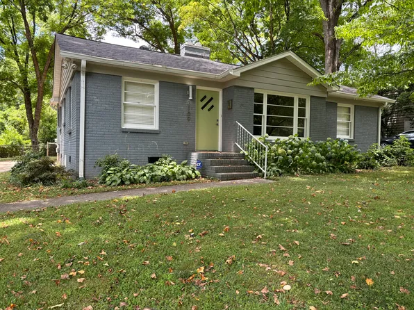 3109 Ventosa Dr, Charlotte, NC 28205