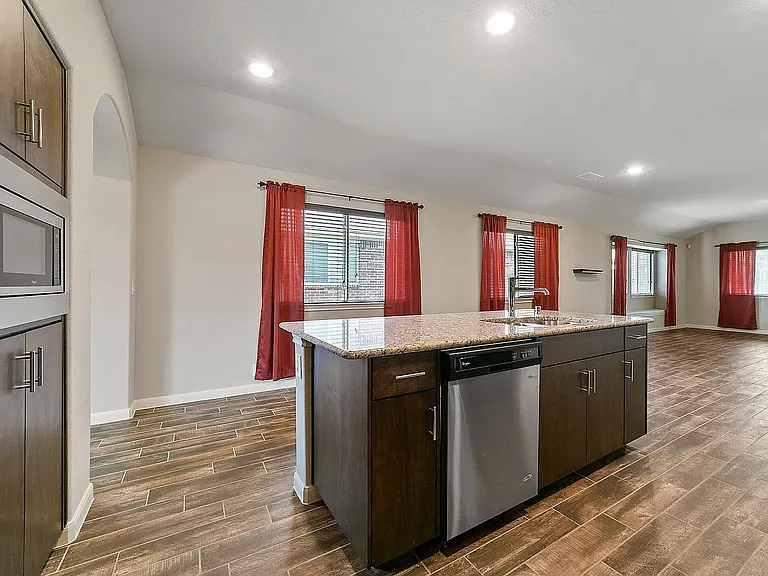485 Harding Ln — Photo 22