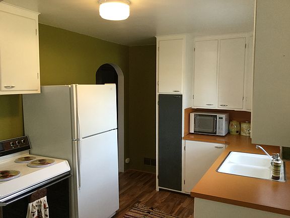 5th image of 414 Hillhaven St