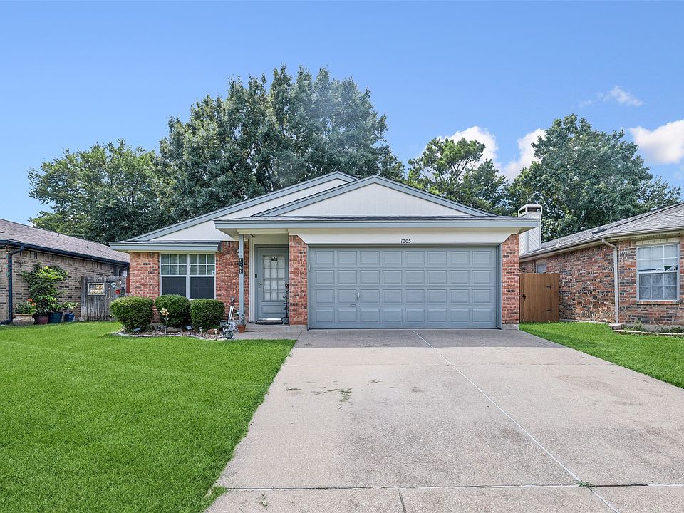 1st image of 1005 Blue Jay Dr
