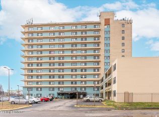3320 Bardstown Rd APT V17, Louisville, KY 40218