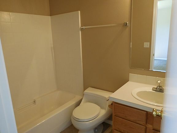4th image of 2491 W Park Stone Dr
