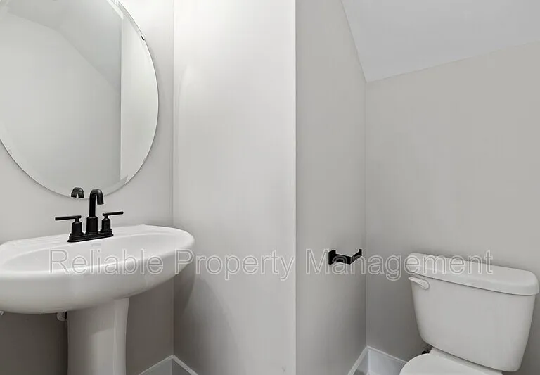4603 Malone Ct #1/2 — Photo 24