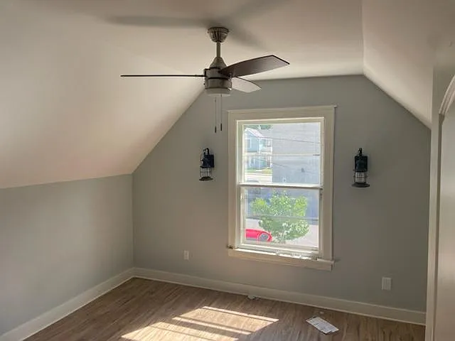 353 Freyling Pl SE — Photo 41