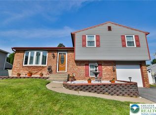 2927 Santee Rd, Bethlehem, PA 18020