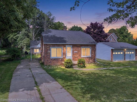 2nd image of 31709 Grove