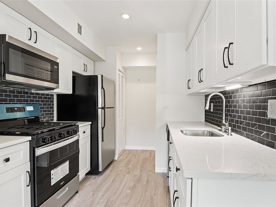 Waverly Park 26 Storm Dr Holtsville NY Zillow