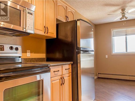 2nd image of 303 44th St #4722