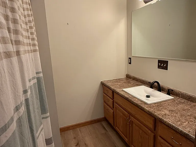25 Apple Ln #B — Photo 11
