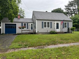 6 Jackielyn Cir, Granby, MA 01033
