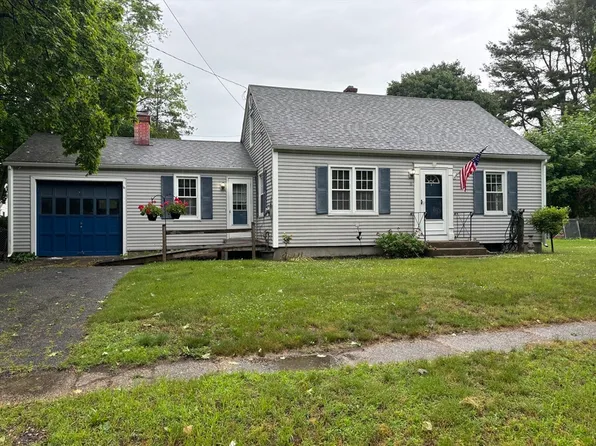 6 Jackielyn Cir, Granby, MA 01033