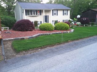 17 Tulip Rd, Mahopac, NY 10541