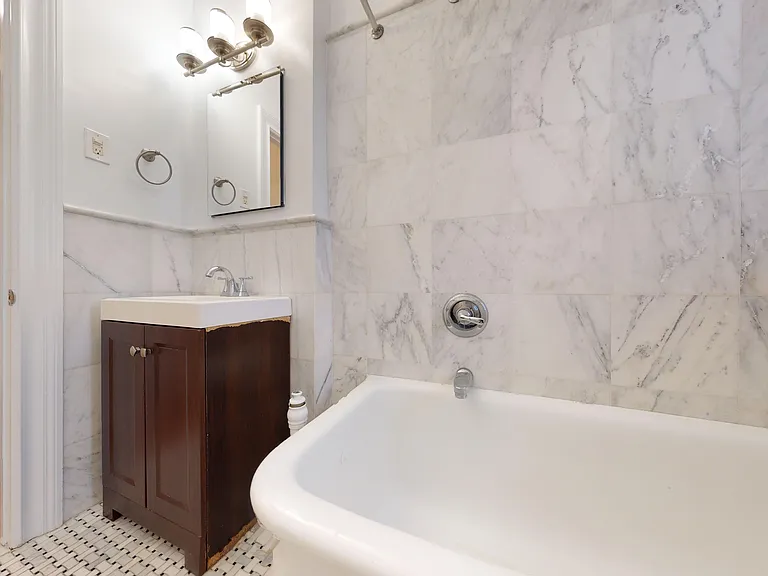 216 W 89th St #4A — Photo 19