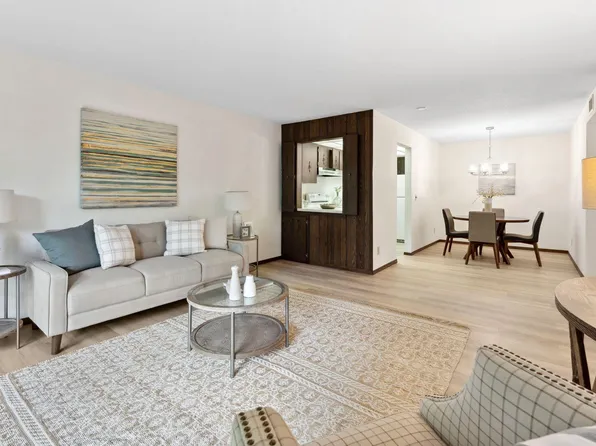 4120 Parklawn Ave APT 219, Edina, MN 55435