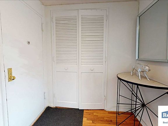5th image of 50-15 39th St APT 2C