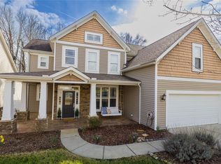 7009 Holly Grove Ct, Matthews, NC 28104