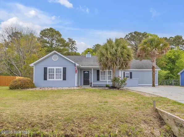 233 Zachary Lane, Hubert, NC 28539