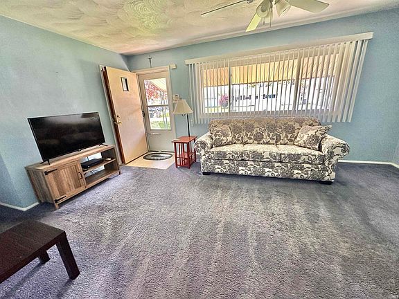 3rd image of 5115 Mayfair Pl