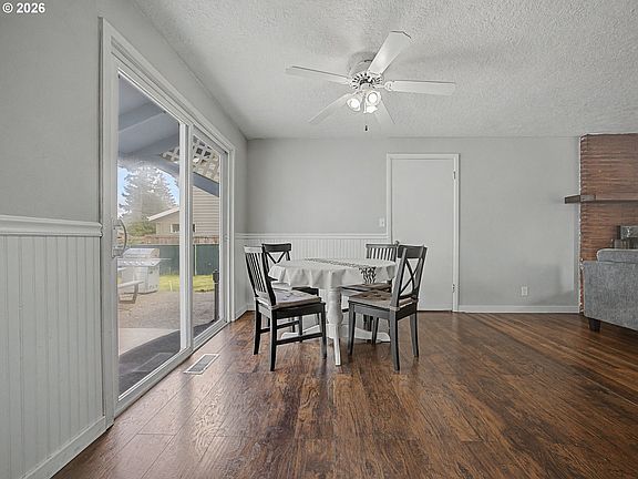 4th image of 8695 SE Roots Rd