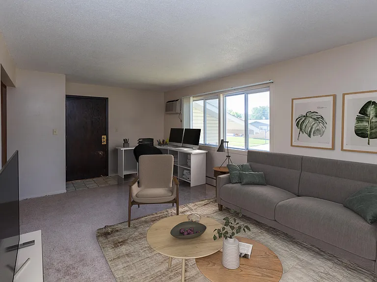 Canyon Lake Apartments — Photo 11