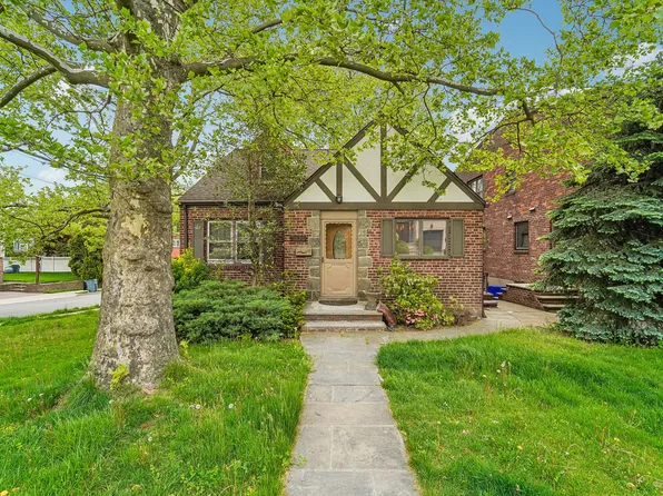 1030 Jassamine Way, Fort Lee, NJ 07024